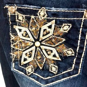 EUC MISS ME MID RISE BOOT EMBELLISHED JEANS SZ 29